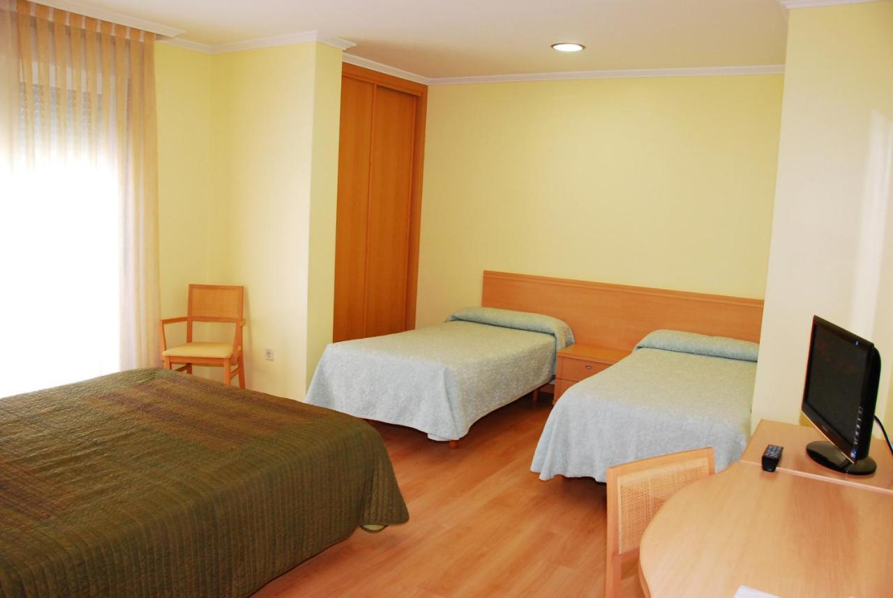 Hotel Villa Juanita O Grove Buitenkant foto