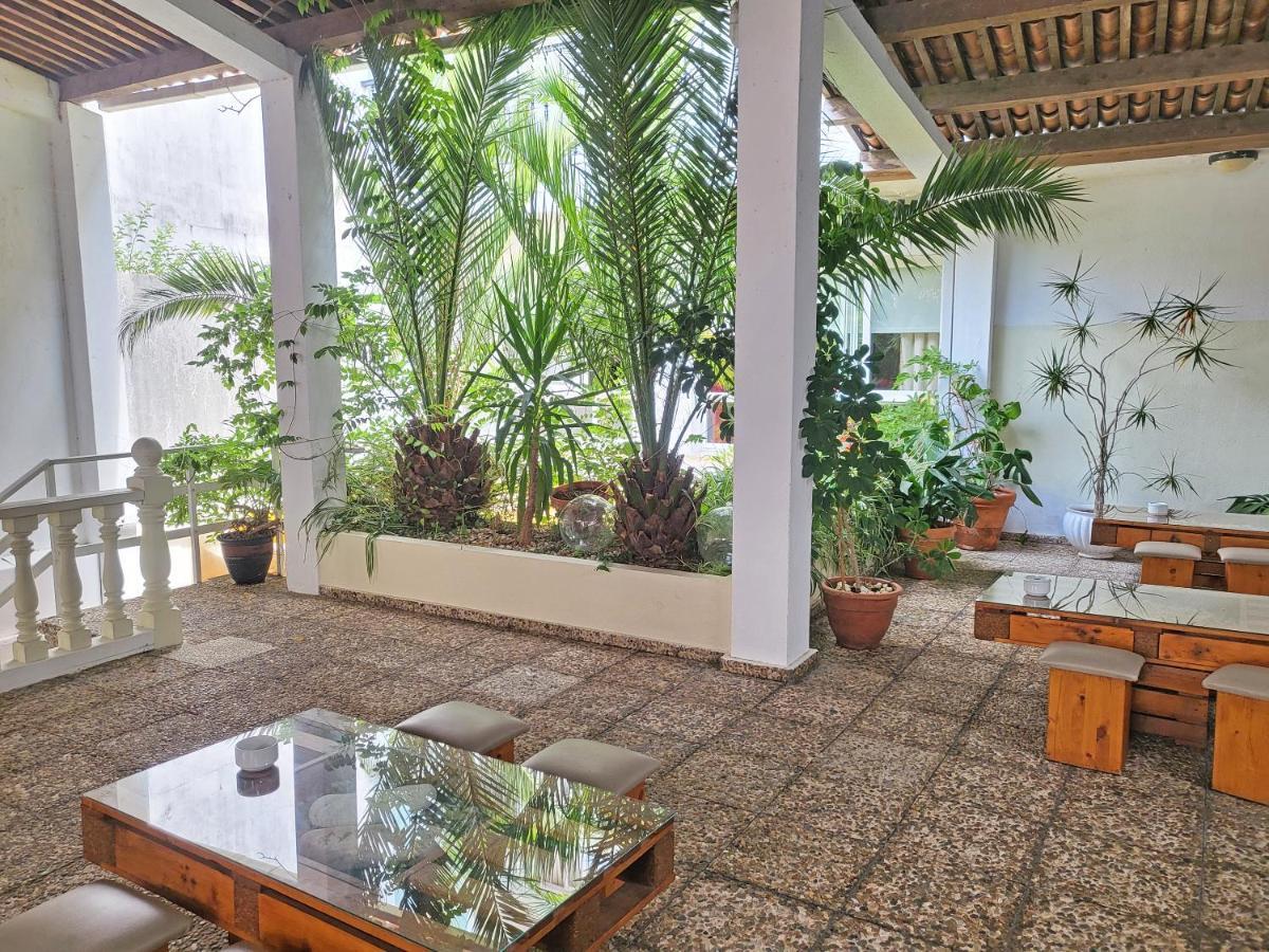 Hotel Villa Juanita O Grove Buitenkant foto